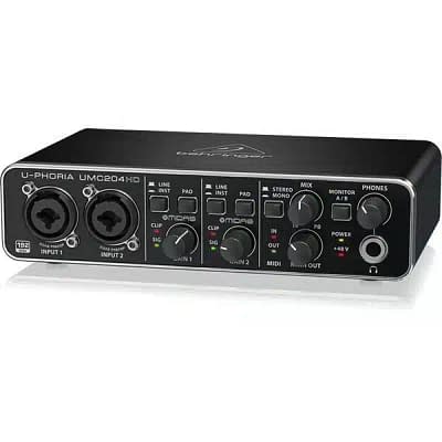 Behringer UMC204HD