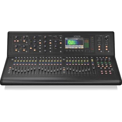 Behringer M32